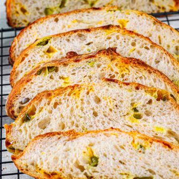 jalapeno cheddar sourdough slices