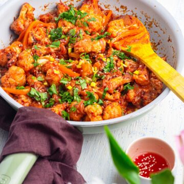 air fryer gobi manchurian served with vegetable fried rice