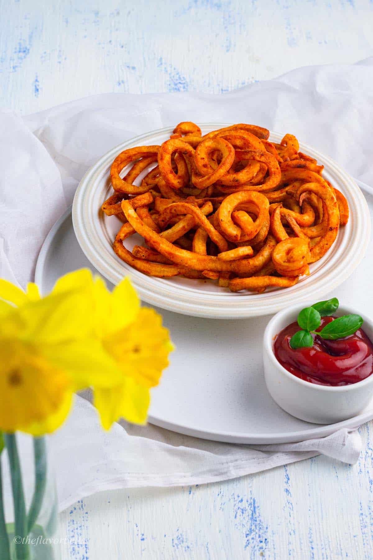 curly fries and ketchup